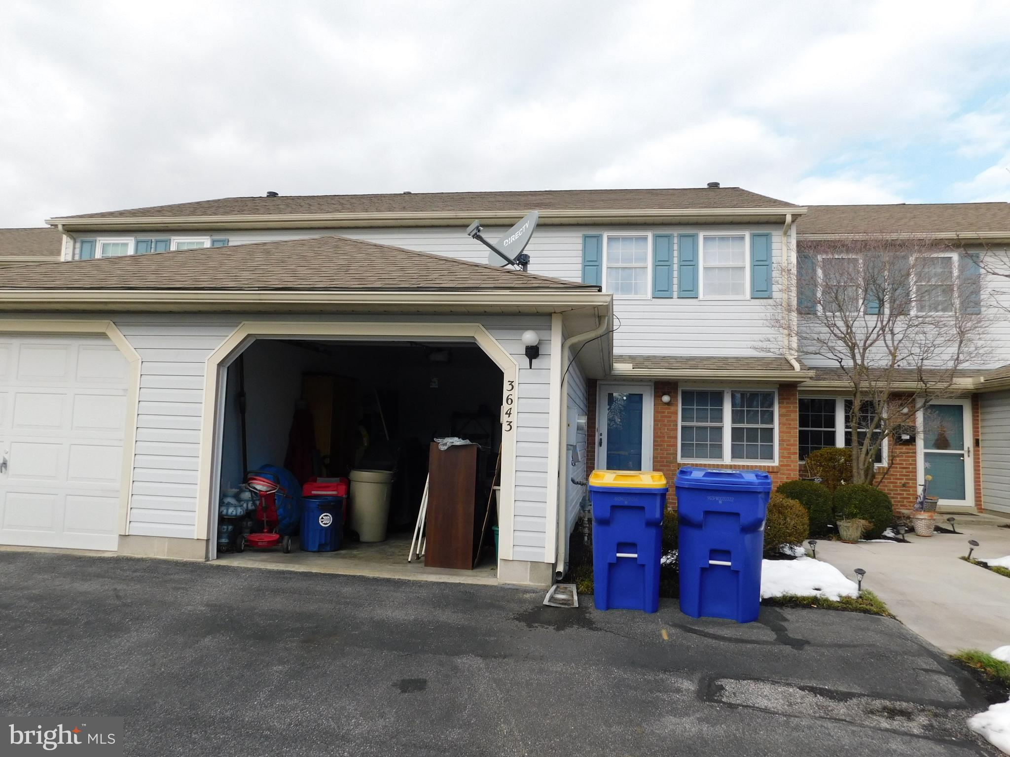 SPRINGETTS VILLAGE CONDOS - Residential