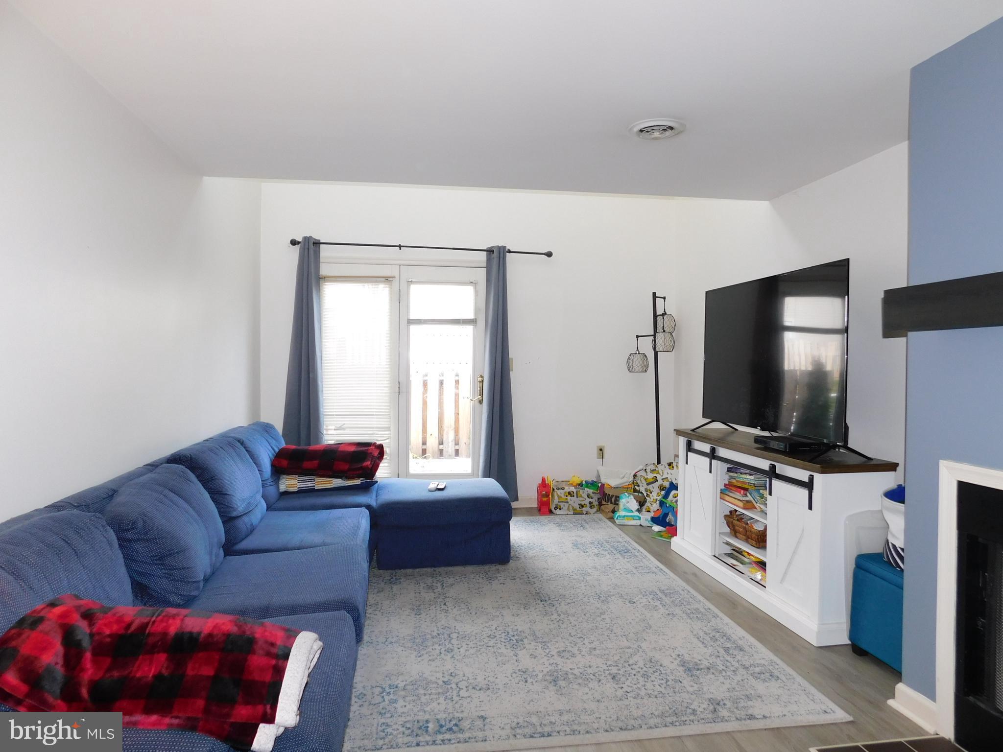 SPRINGETTS VILLAGE CONDOS - Residential