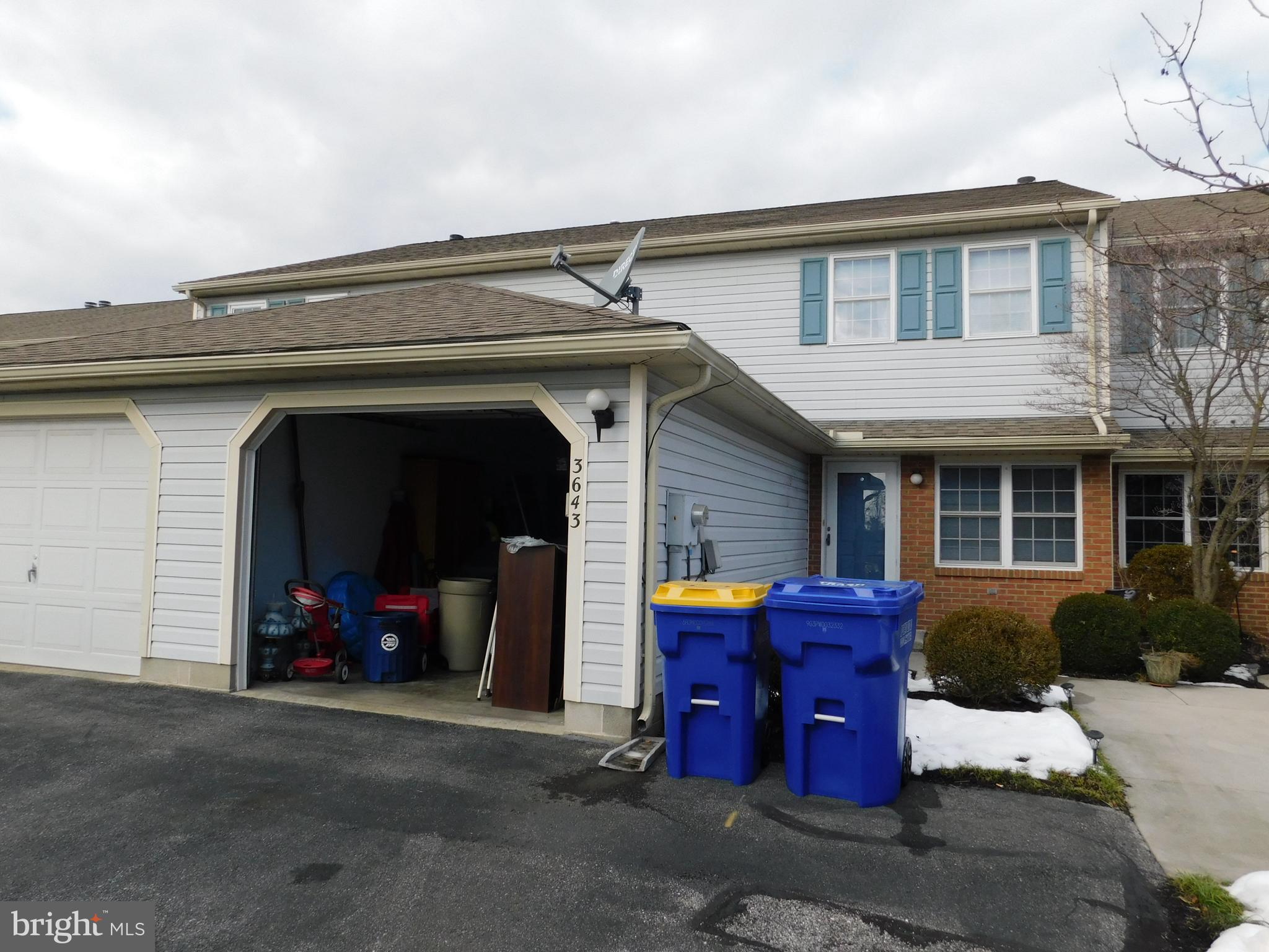 SPRINGETTS VILLAGE CONDOS - Residential