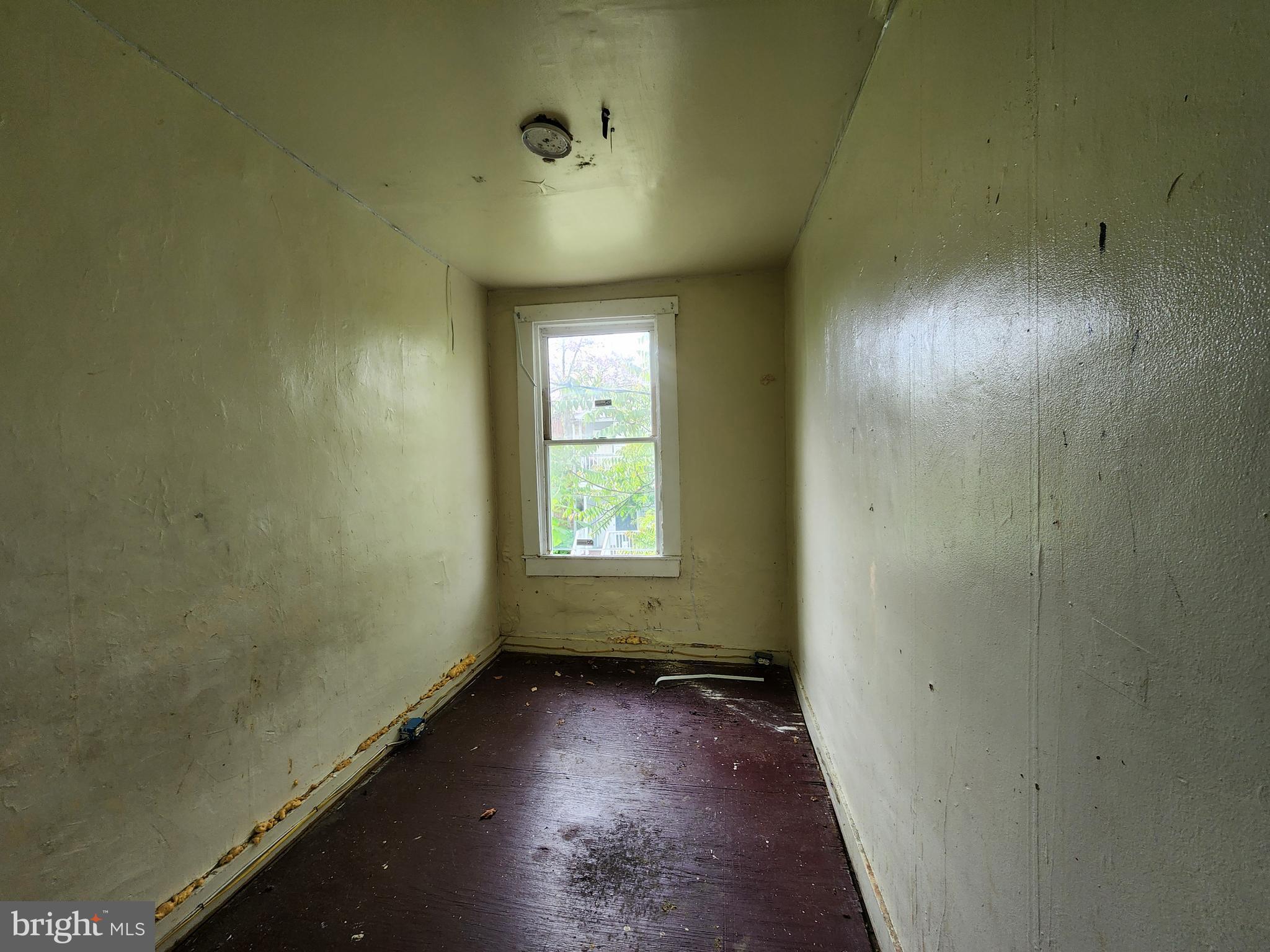 MONDAWMIN - Residential