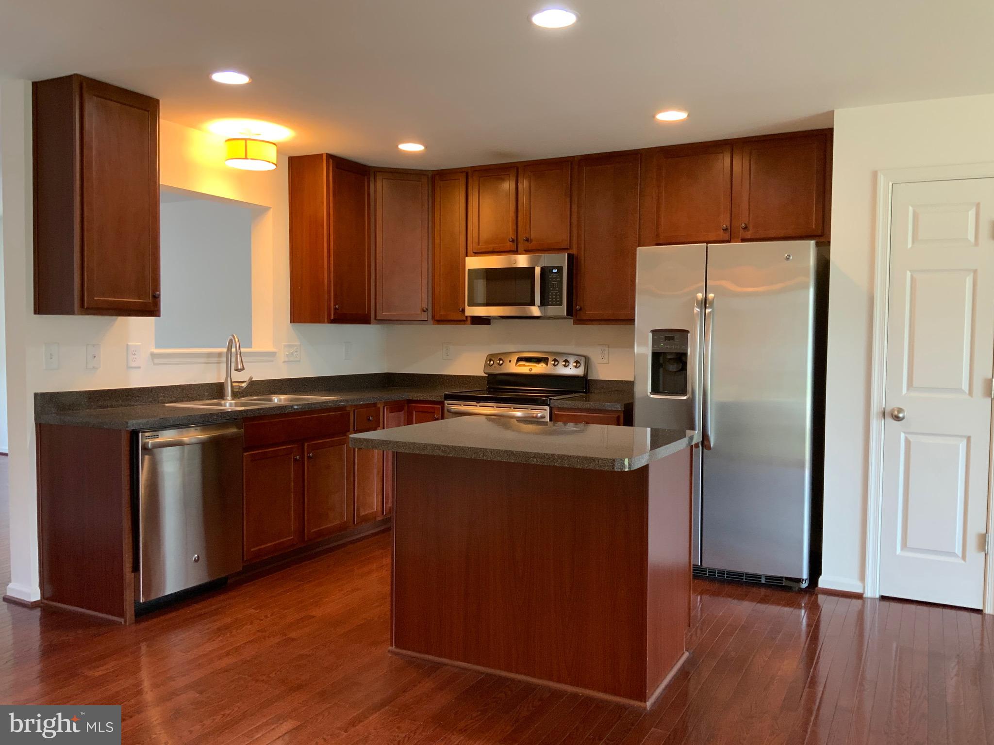 RIVERSIDE VILLAGES - Residential Lease