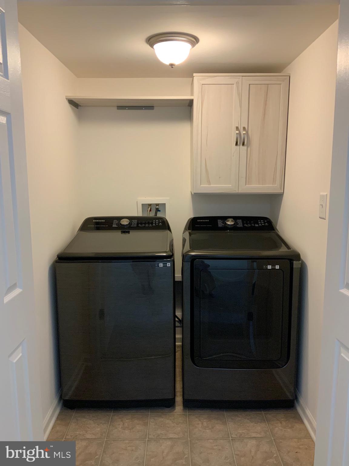 RIVERSIDE VILLAGES - Residential Lease