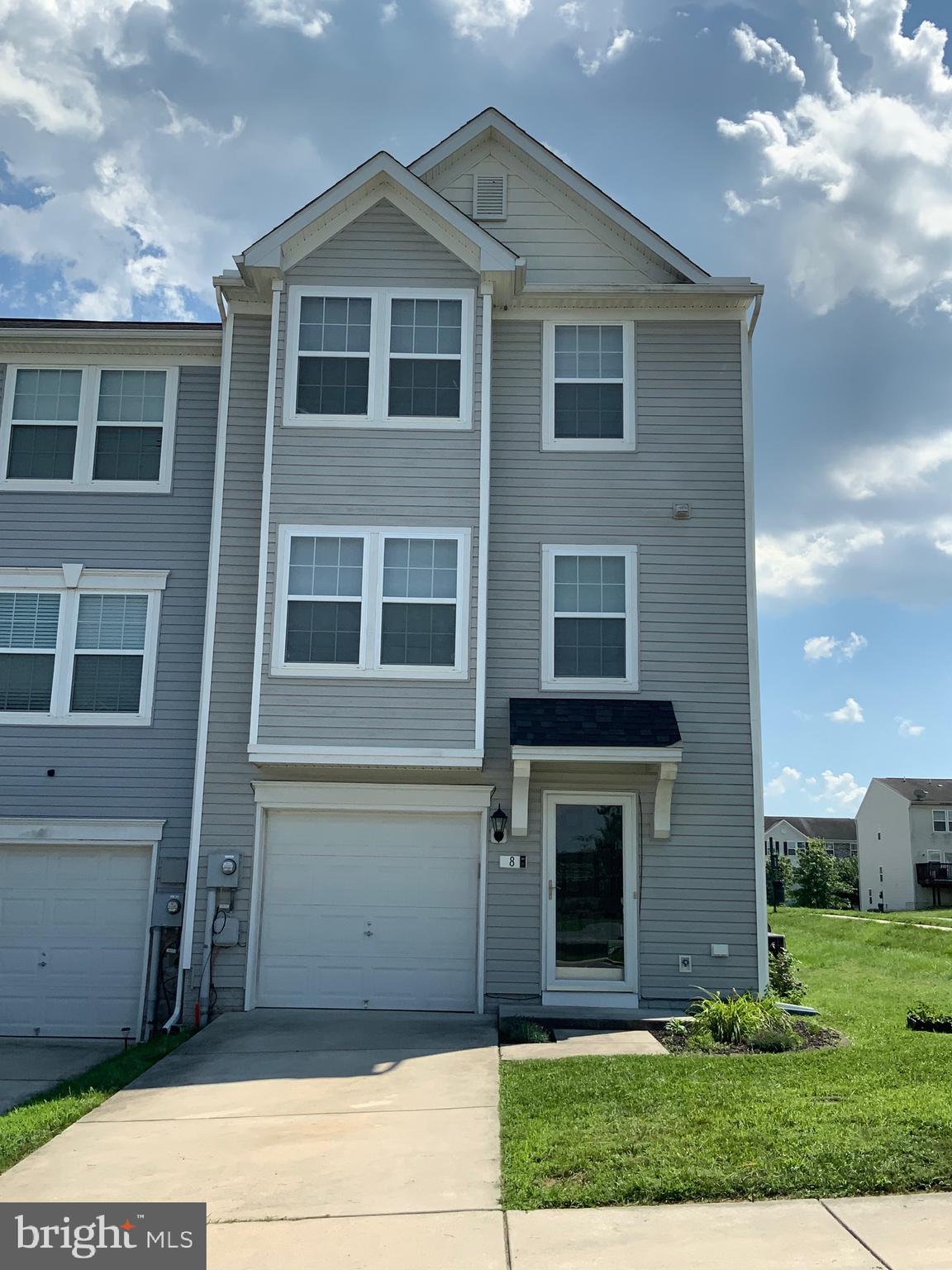 RIVERSIDE VILLAGES - Residential Lease