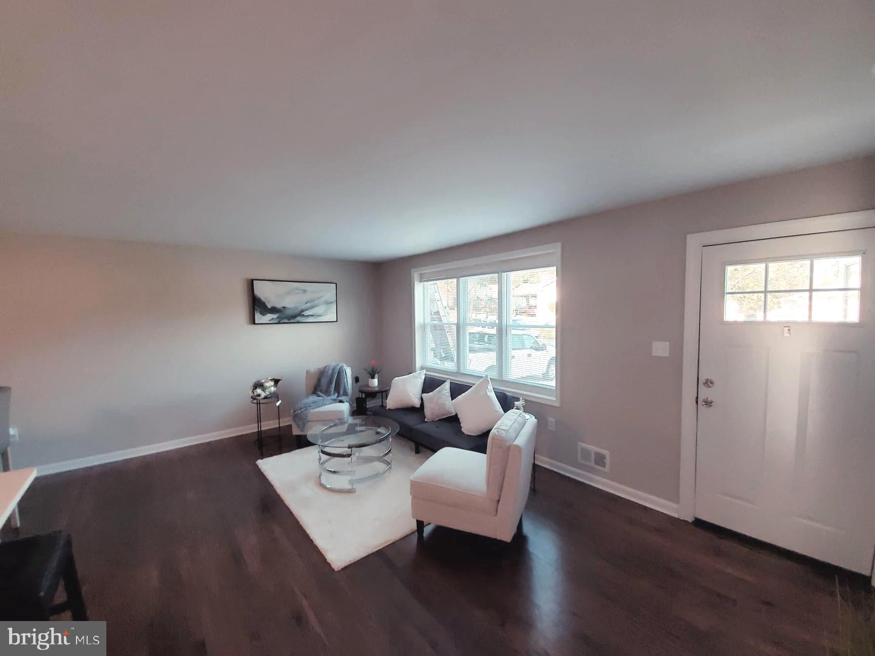 CRESTVIEW MANOR - Residential