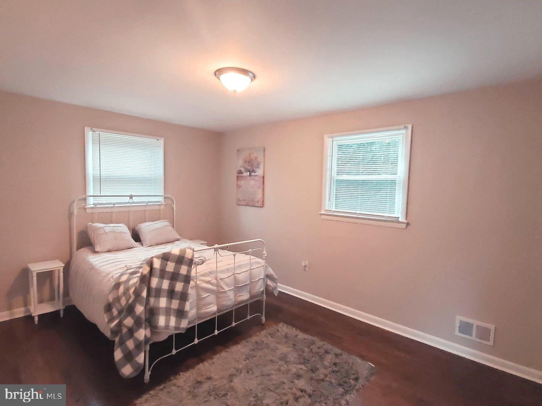 CRESTVIEW MANOR - Residential