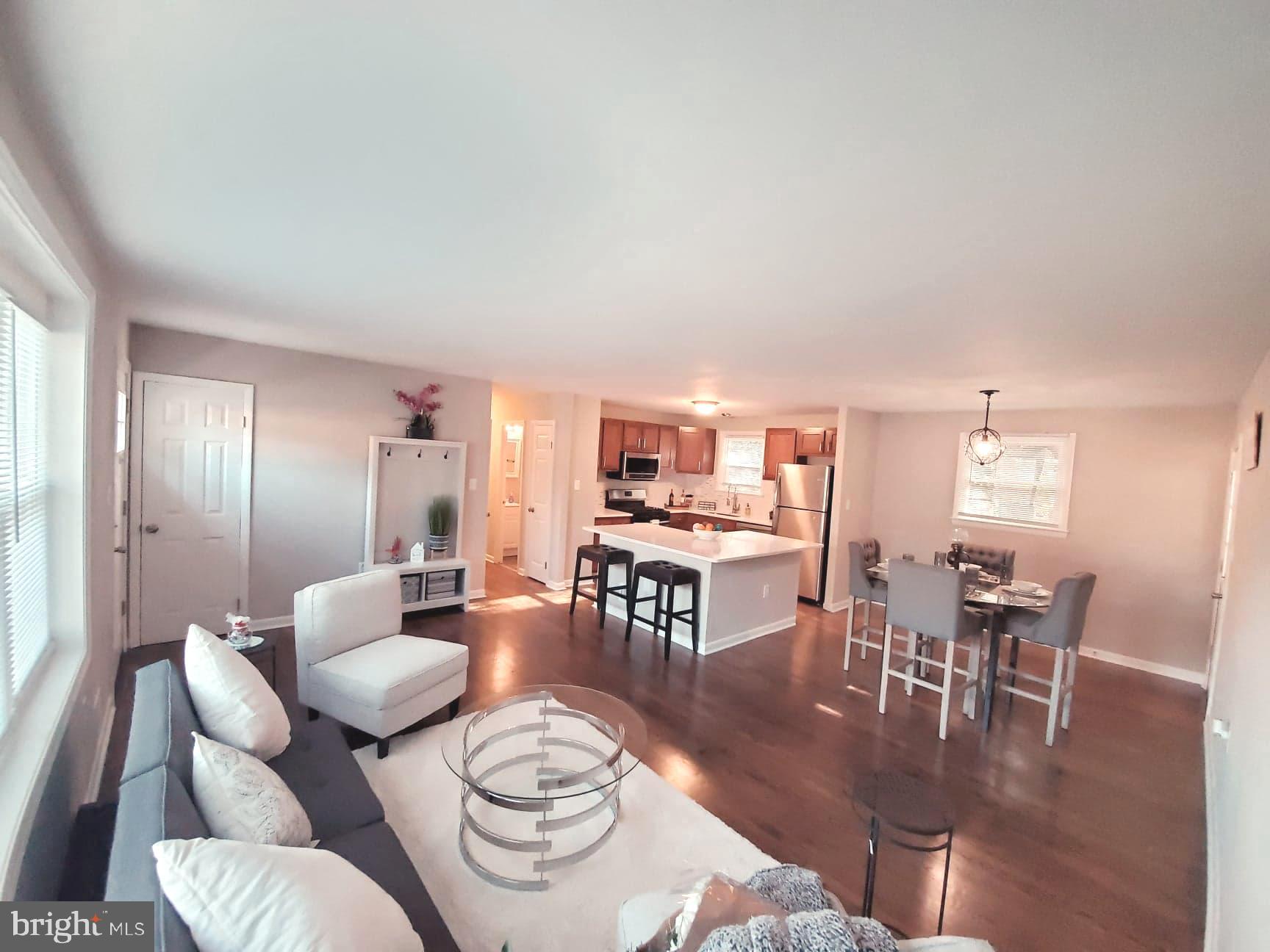 CRESTVIEW MANOR - Residential