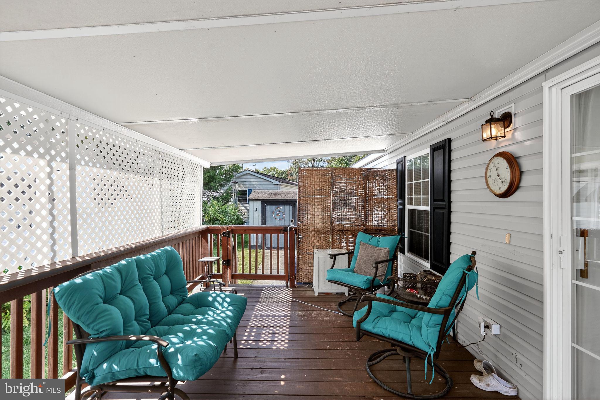 4 SOUTH DRIVE