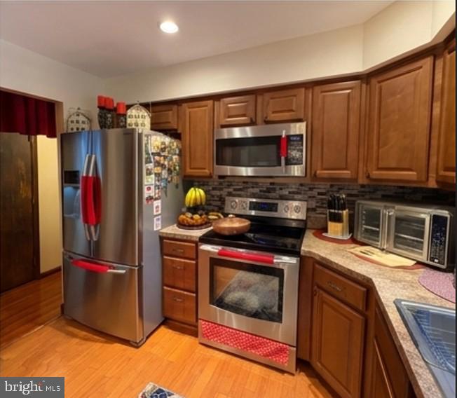 COLUMBIA - Residential