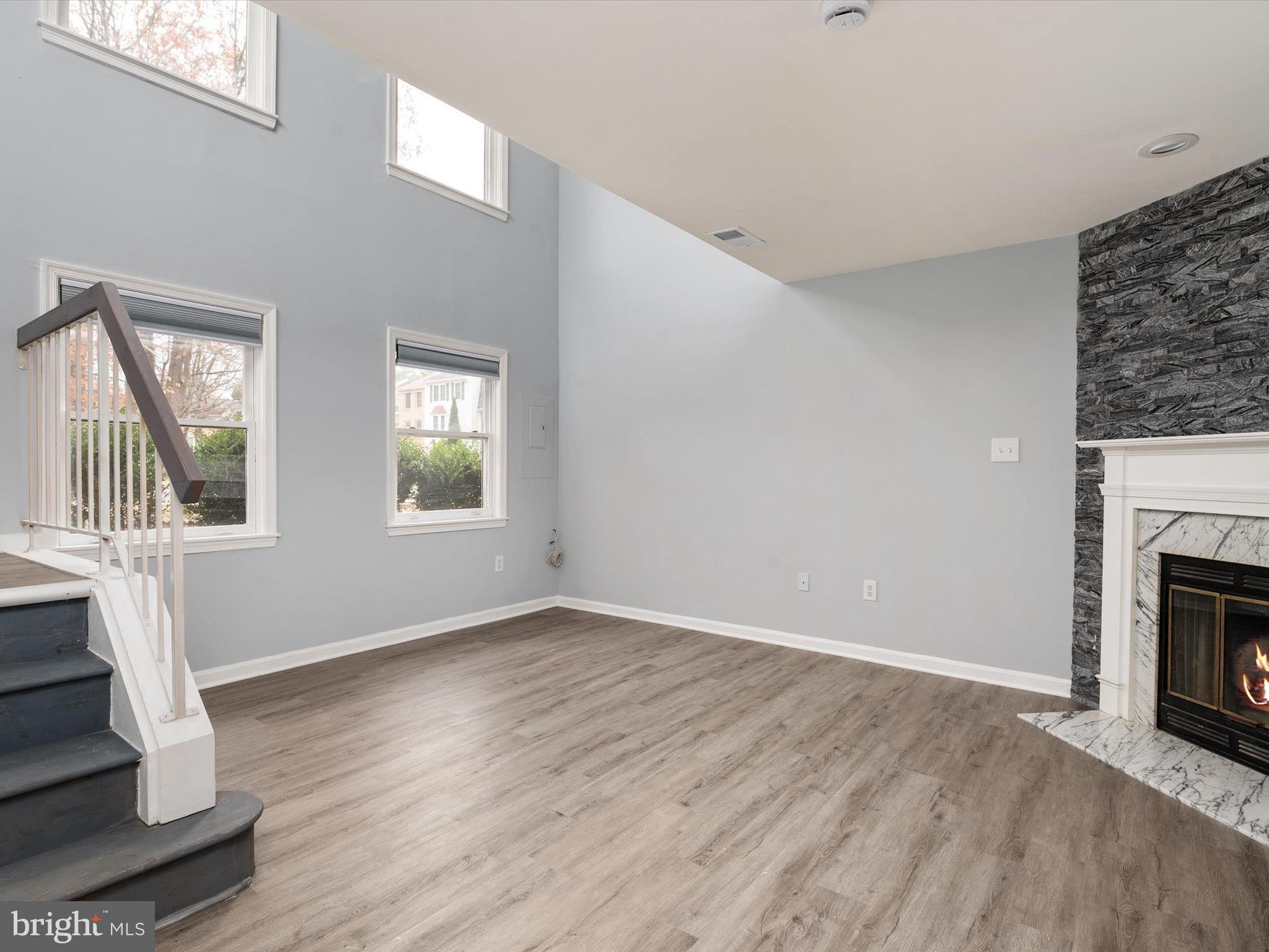 CROFTON MEADOWS - Residential