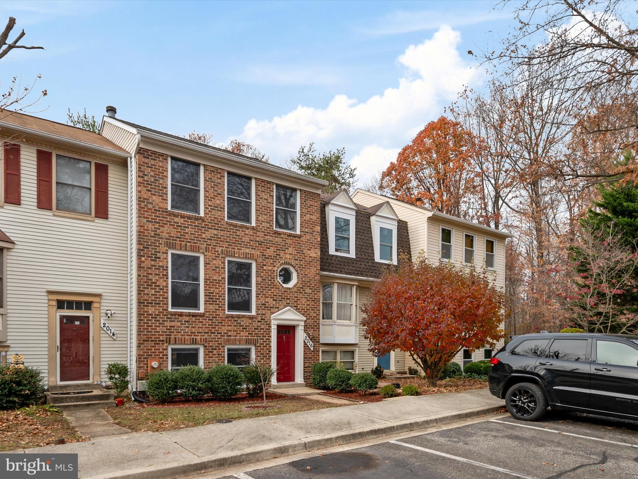 CROFTON MEADOWS - Residential