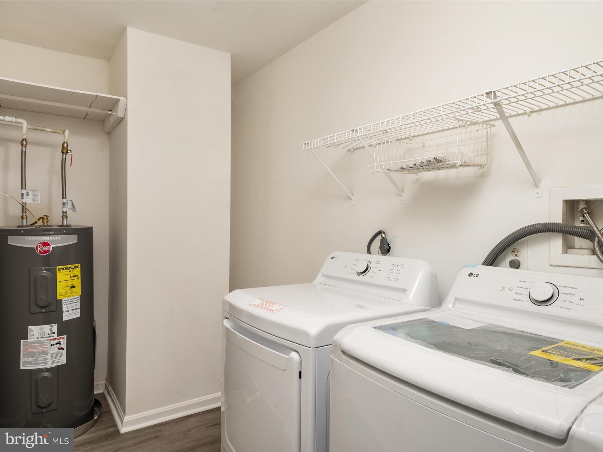 CROFTON MEADOWS - Residential