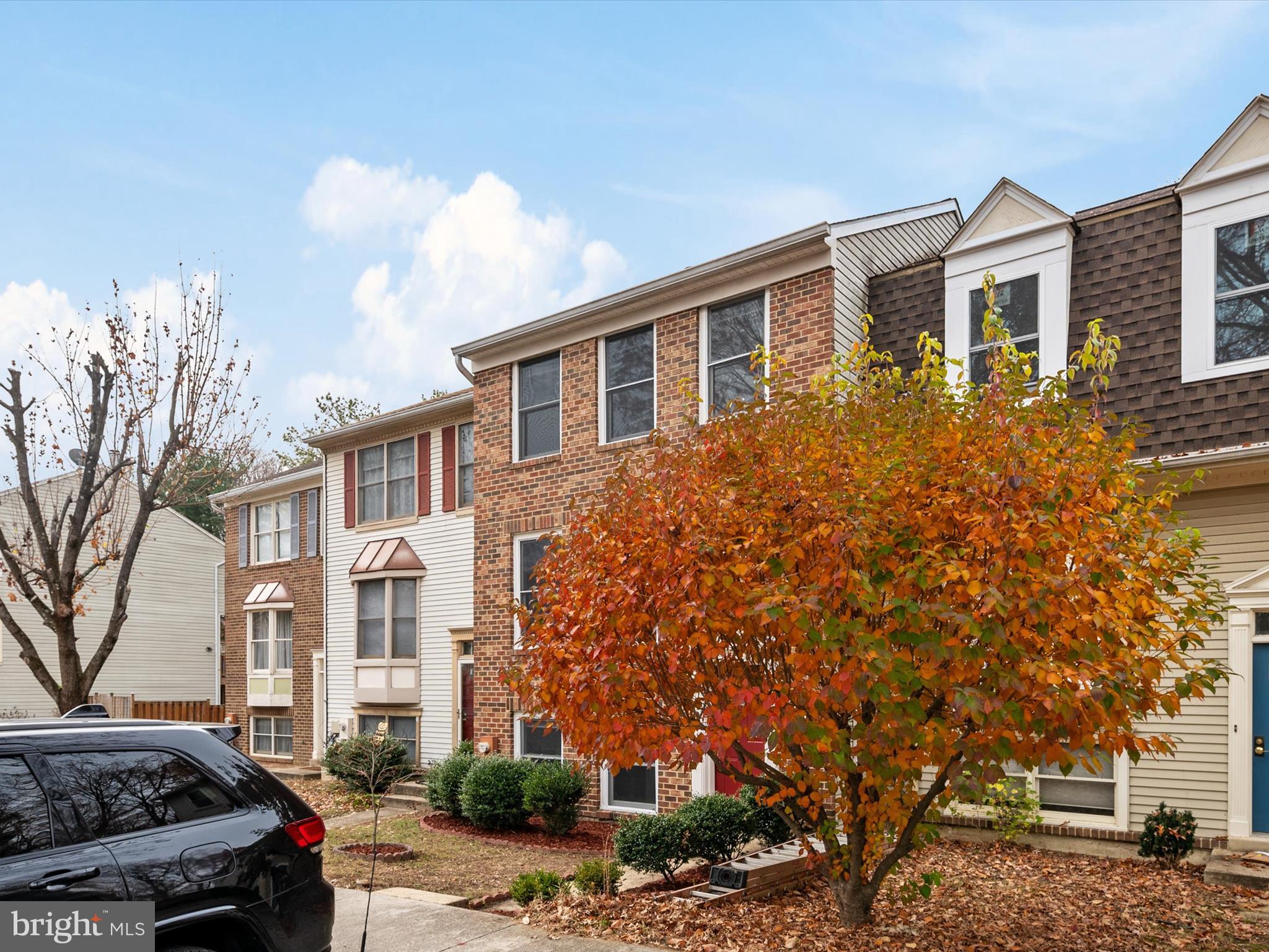 CROFTON MEADOWS - Residential