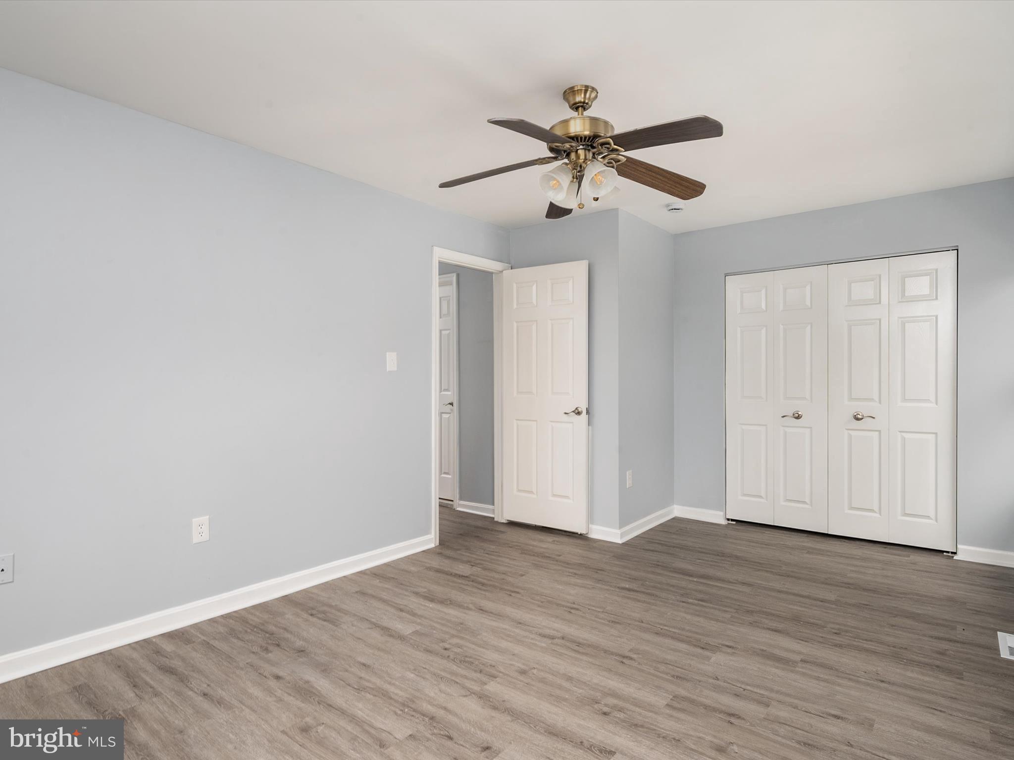 CROFTON MEADOWS - Residential