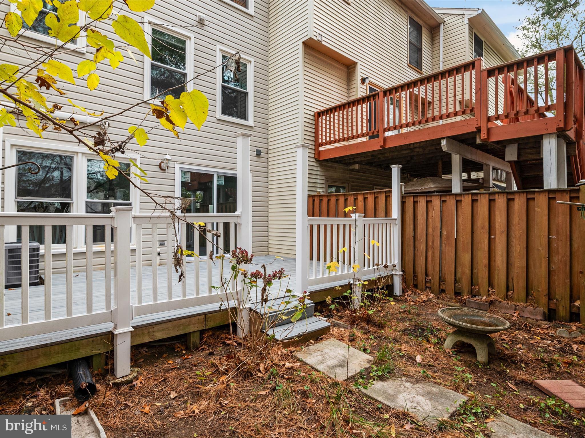 CROFTON MEADOWS - Residential