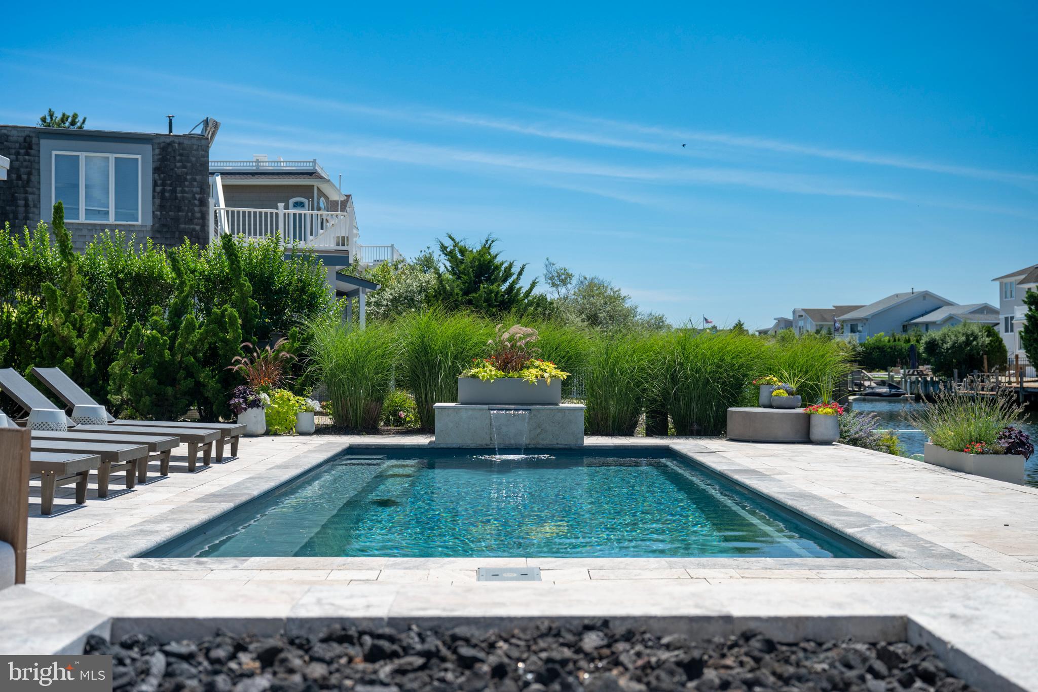 337 CRANBERRY DRIVE