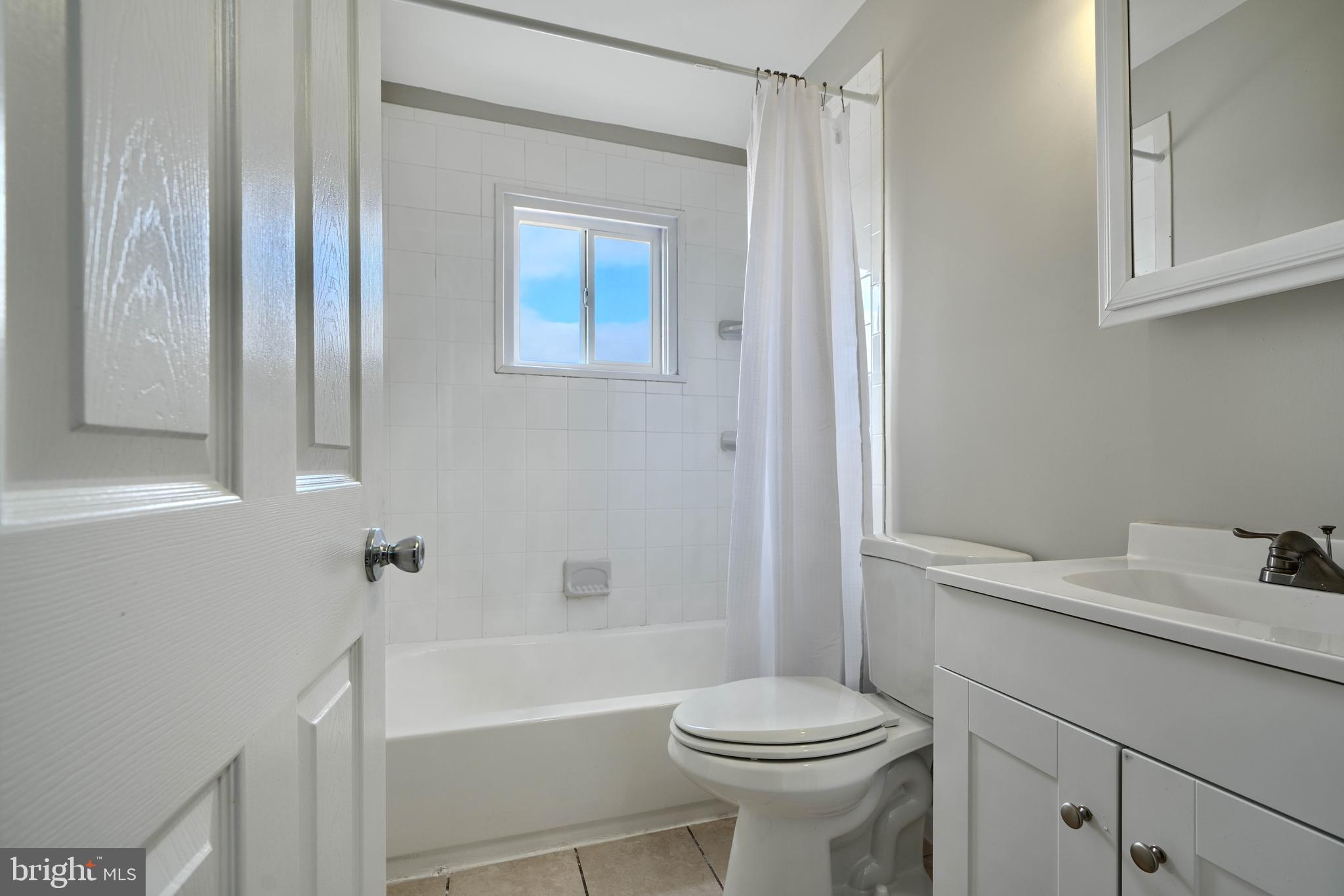 COUNTRY RIDGE - Residential