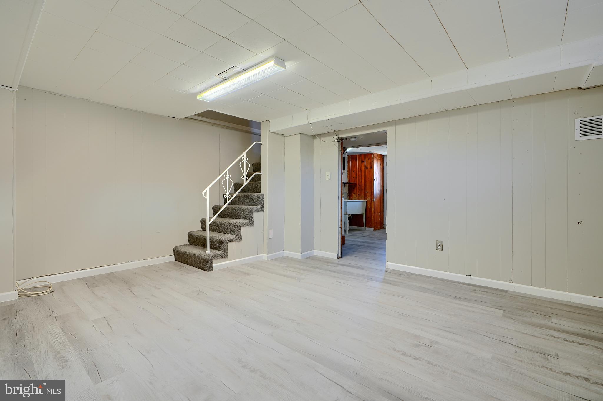 COUNTRY RIDGE - Residential