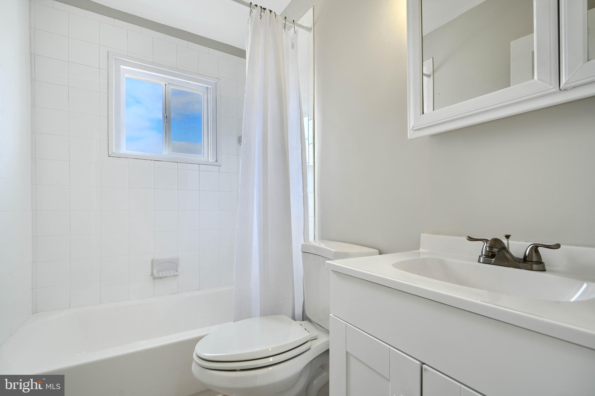 COUNTRY RIDGE - Residential