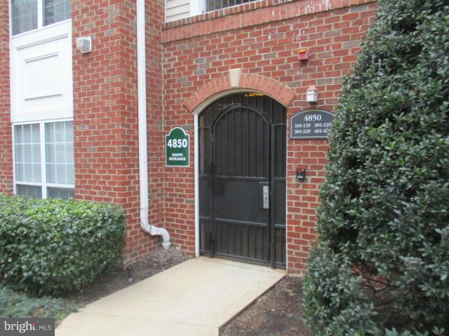EXCHANGE AT VAN DORN - Residential