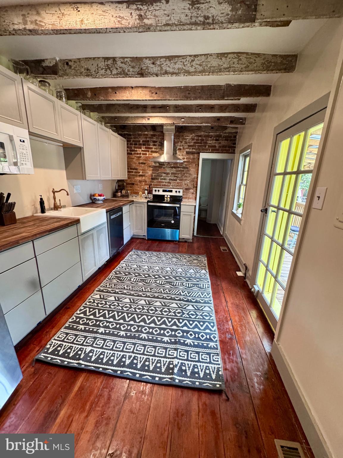 BOLIVAR VILLAGE - Residential