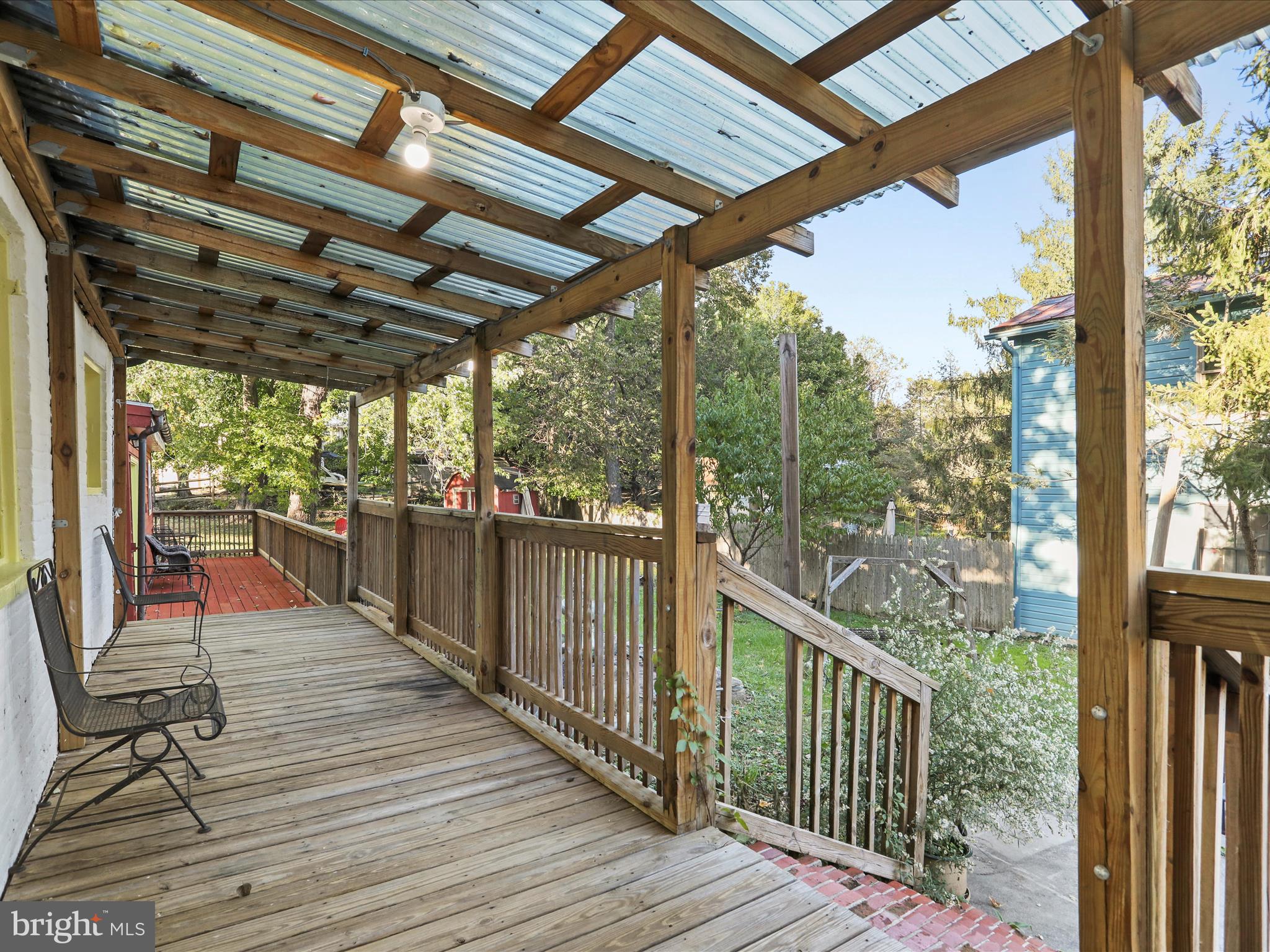 BOLIVAR VILLAGE - Residential