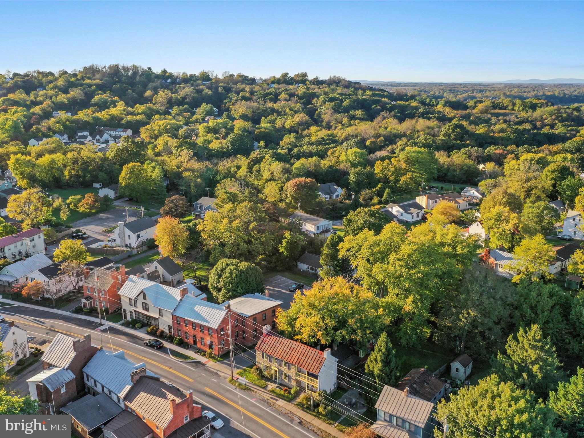 BOLIVAR VILLAGE - Residential