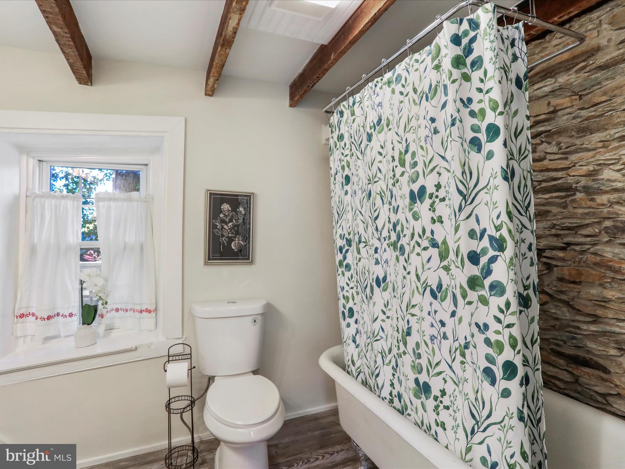 BOLIVAR VILLAGE - Residential