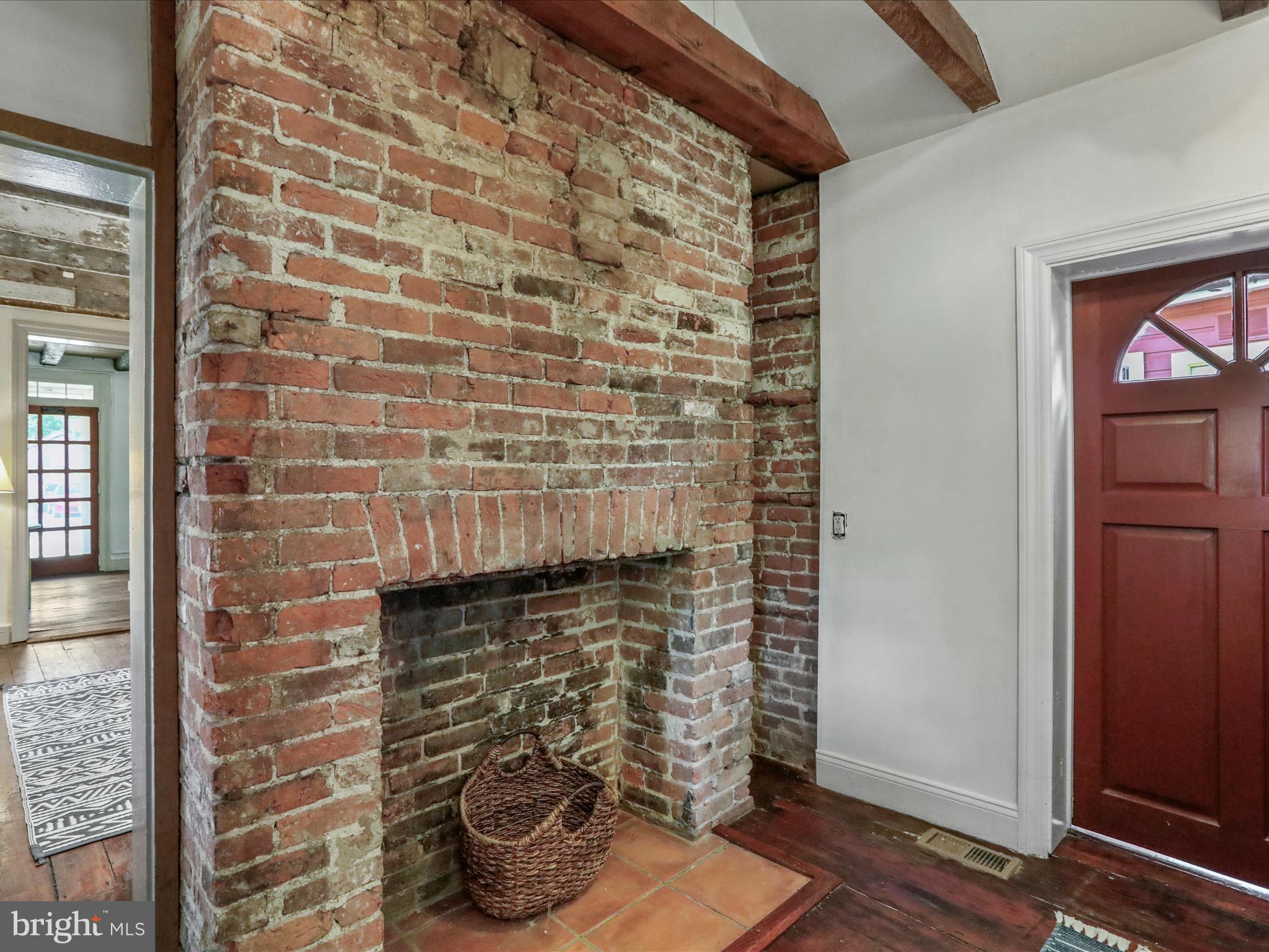 BOLIVAR VILLAGE - Residential