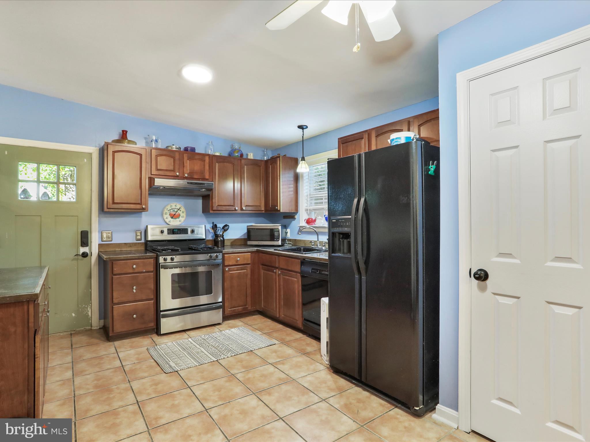 BOLIVAR VILLAGE - Residential