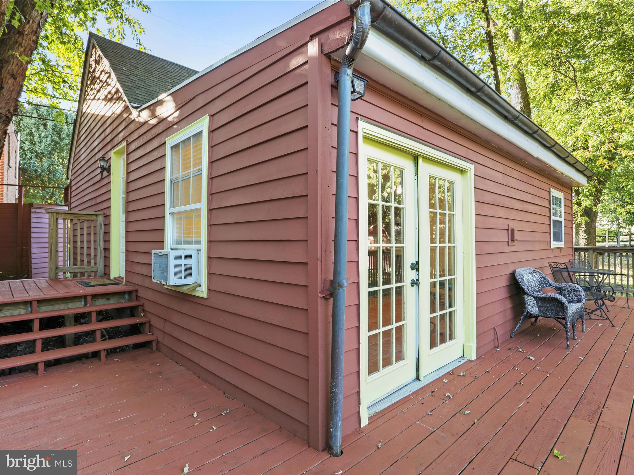 BOLIVAR VILLAGE - Residential