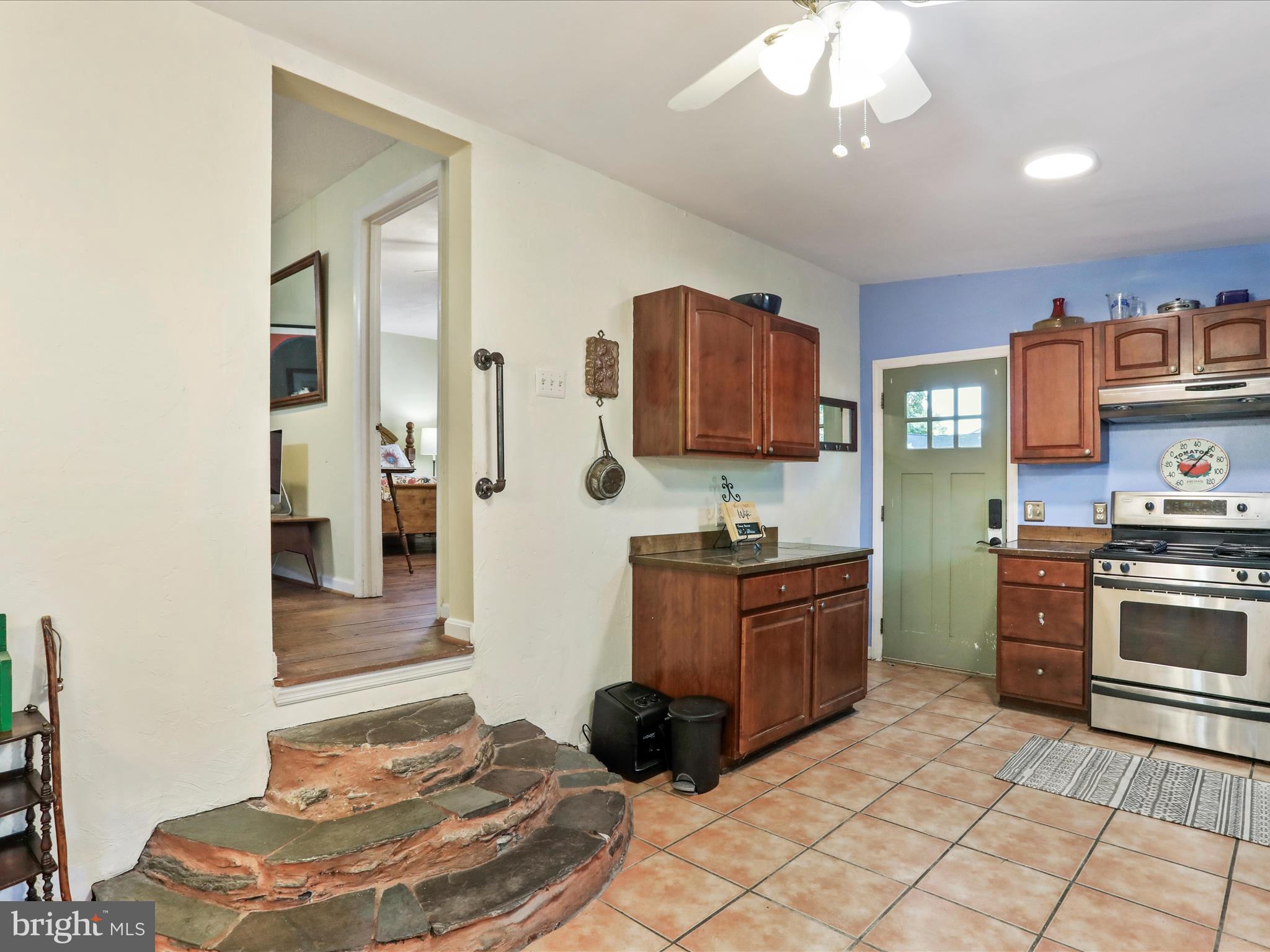 BOLIVAR VILLAGE - Residential