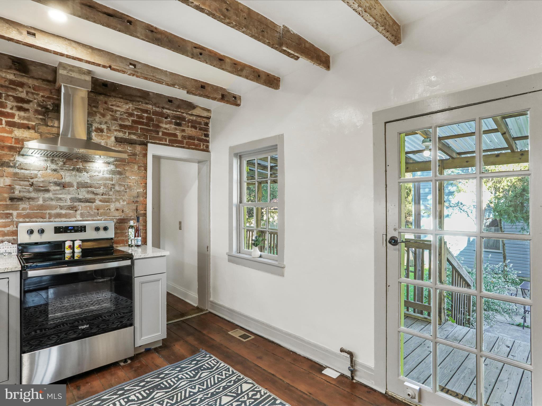 BOLIVAR VILLAGE - Residential