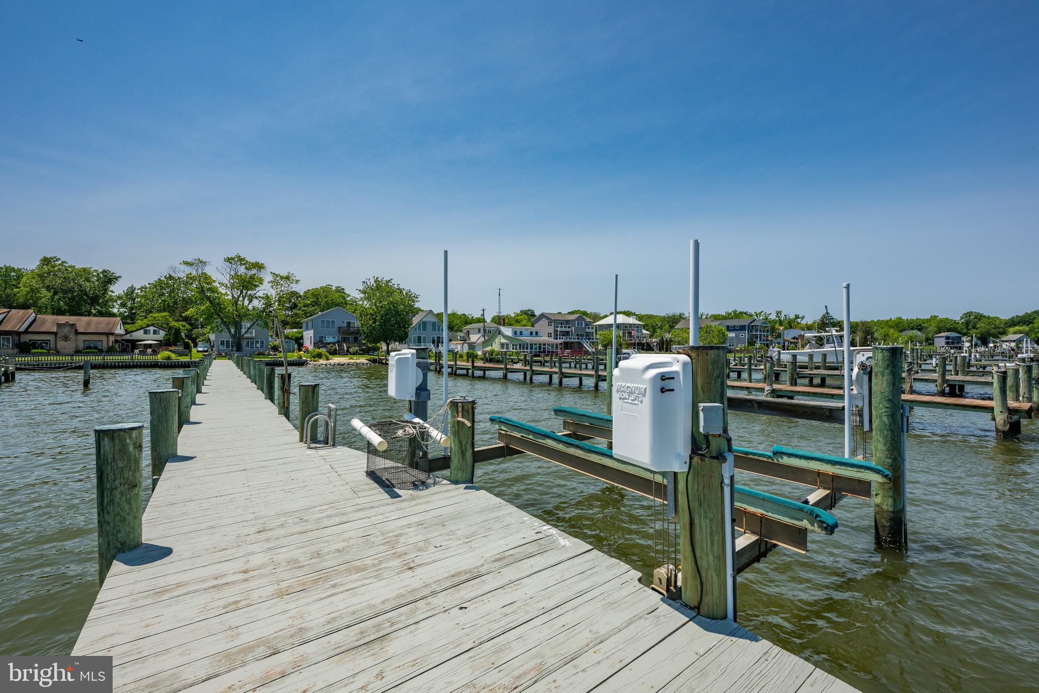 SELBY ON THE BAY - Residential