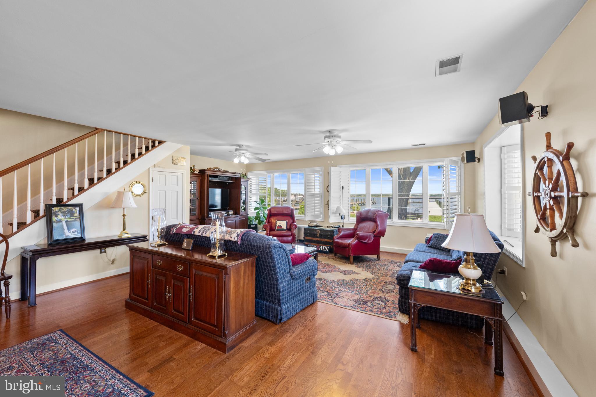 SELBY ON THE BAY - Residential