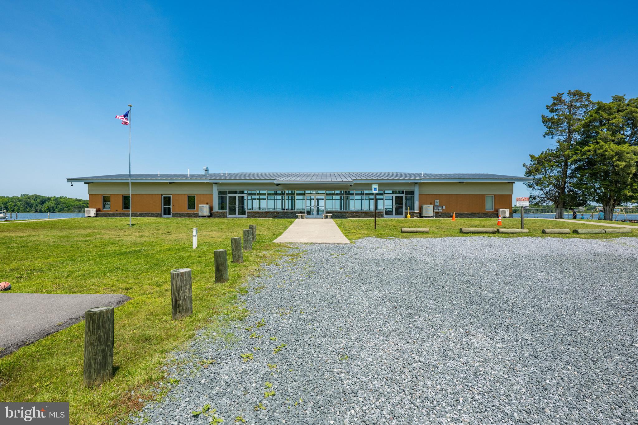 SELBY ON THE BAY - Residential