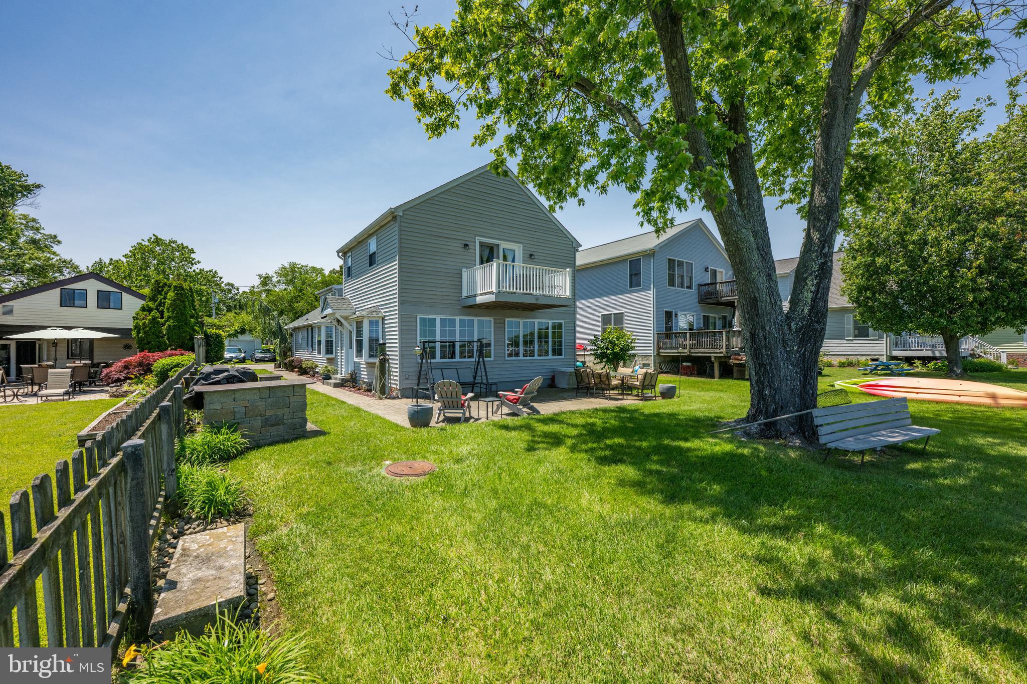 SELBY ON THE BAY - Residential