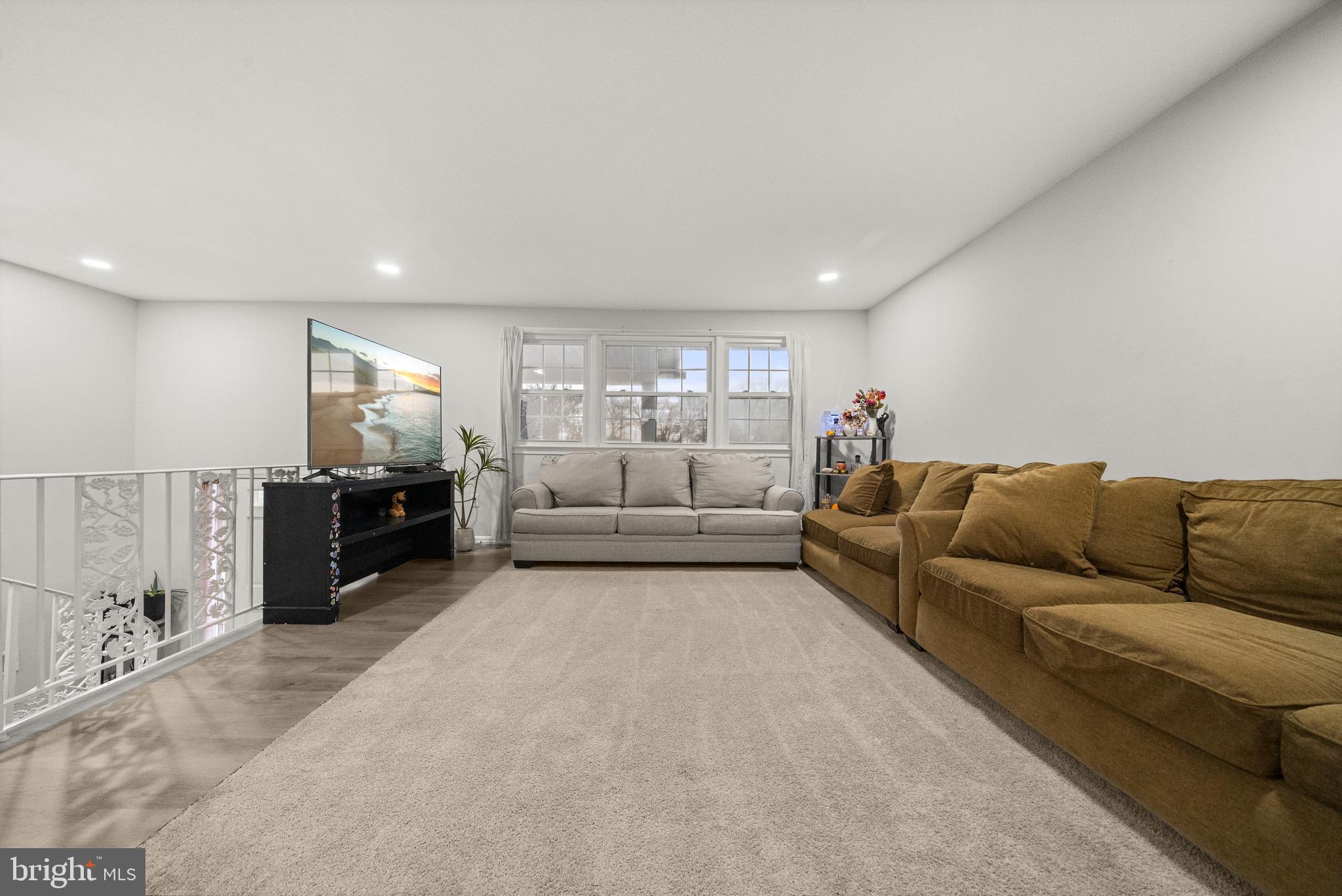 OAKLAWN - Residential