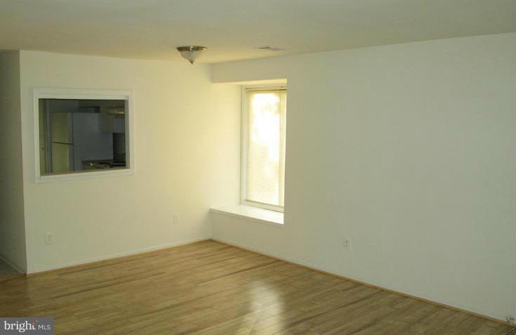 THOMAS CHOICE WEST - Residential Lease