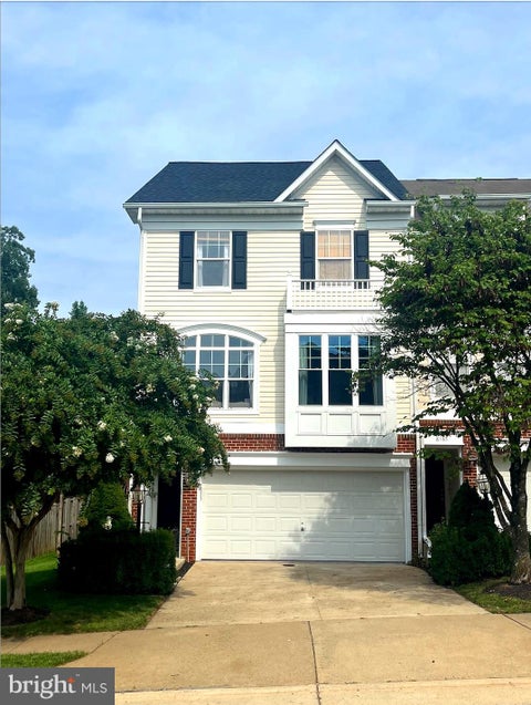 Photo of 8185 Glade Bank Drive, MANASSAS, VA 20111 (MLS # VAPW2129070)