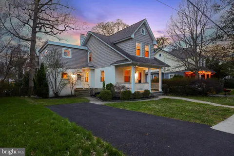 522 Dudley Avenue, Narberth, PA MLS: PAMC2174714