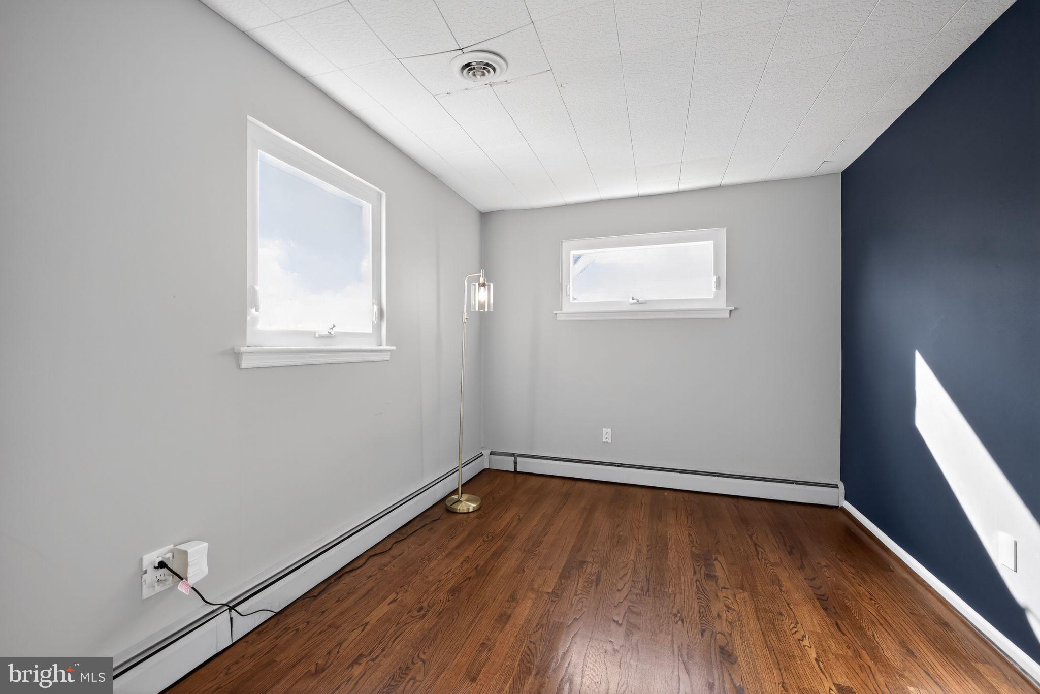 NARBERTH - Residential