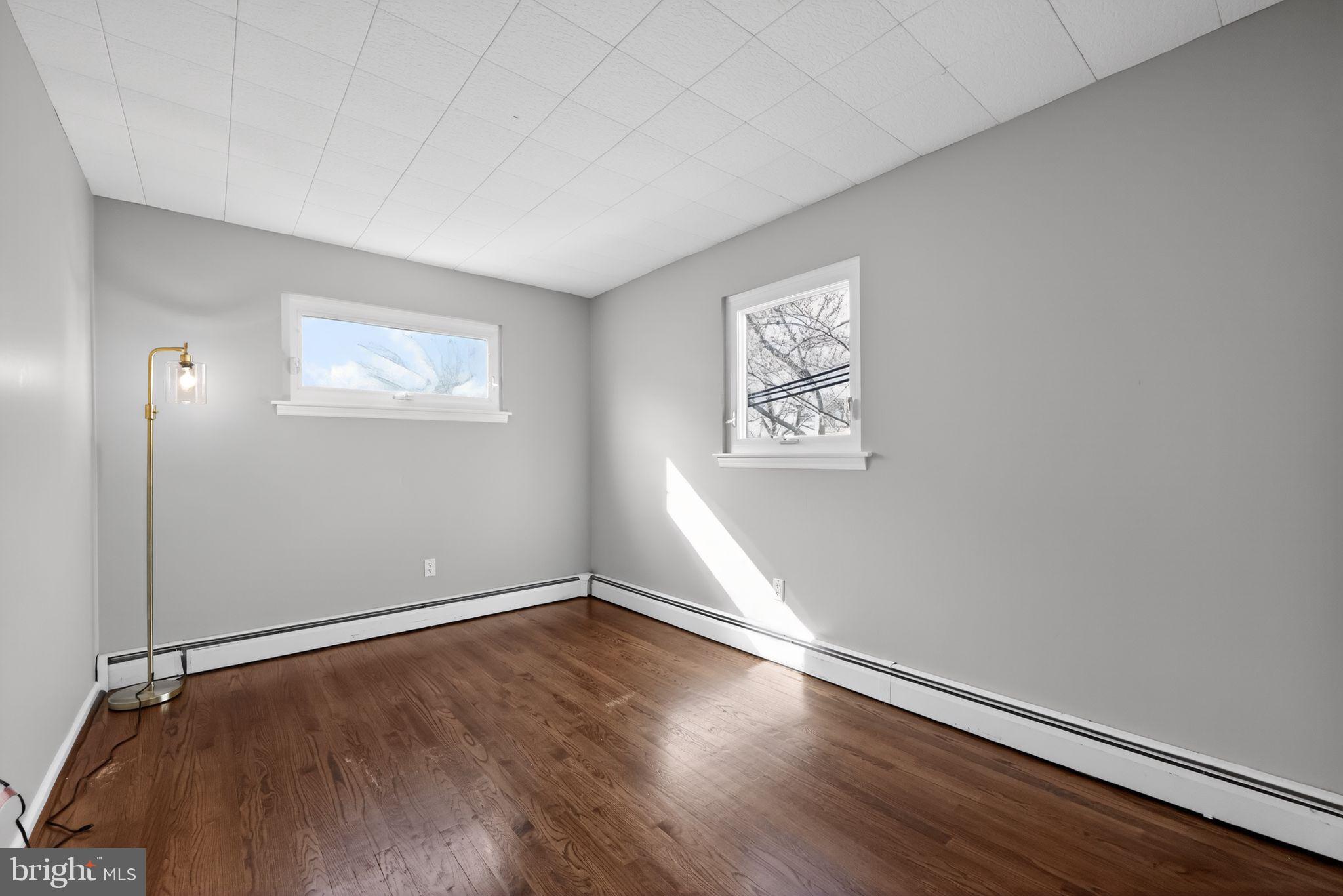 NARBERTH - Residential