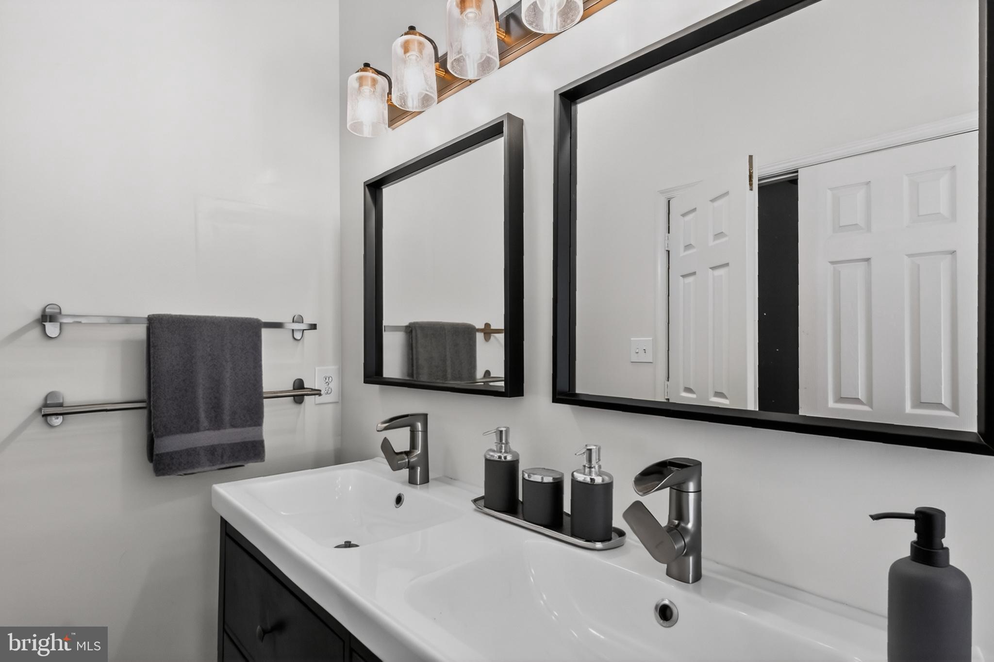 BRYARTON - Residential