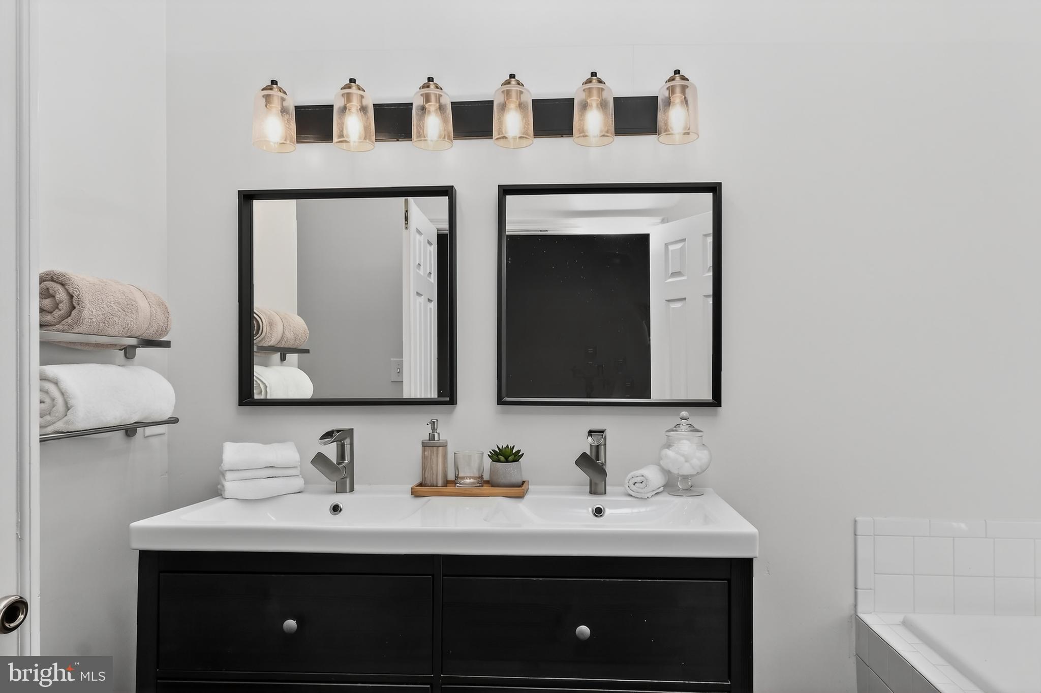 BRYARTON - Residential