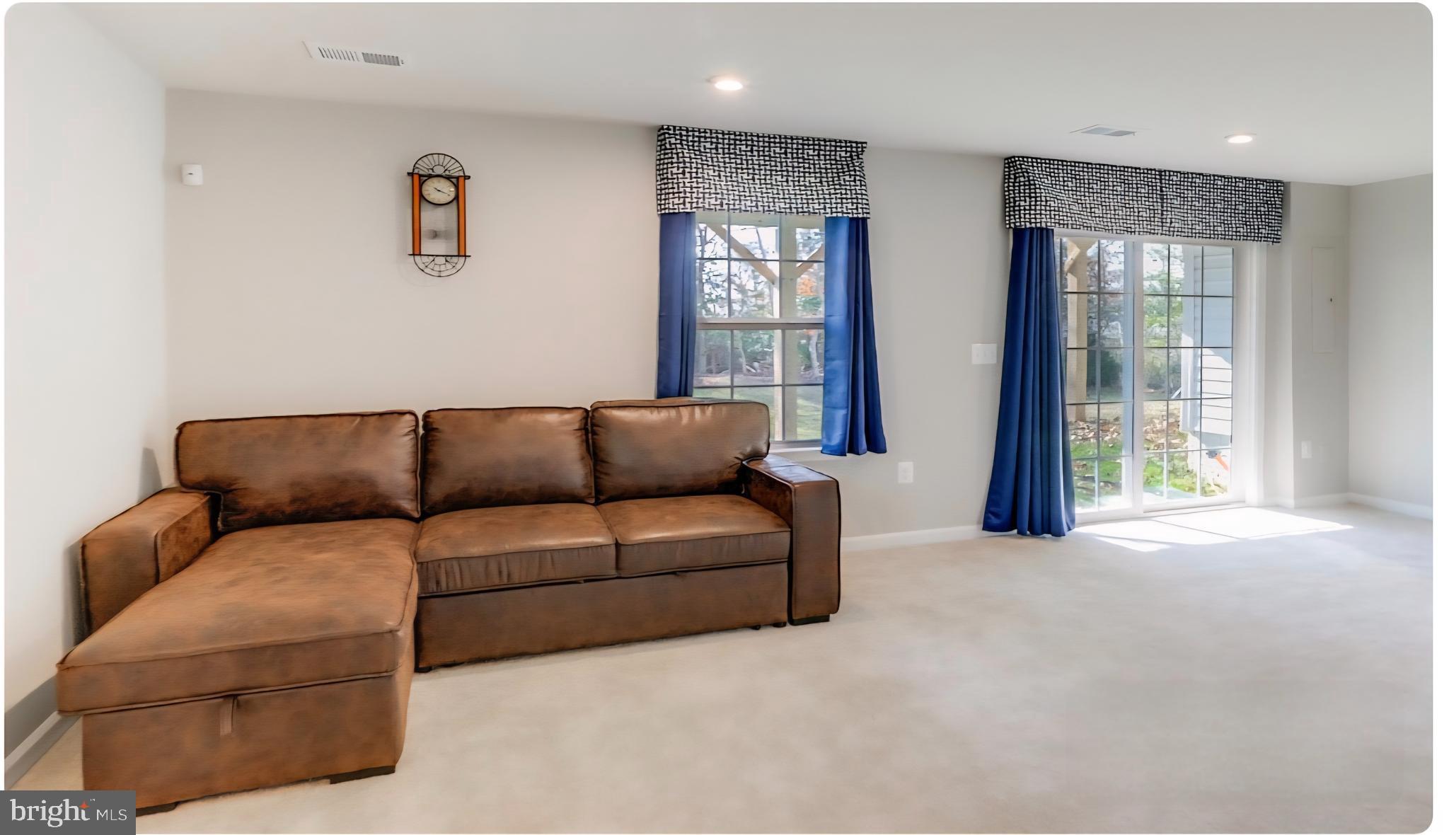 GEORGETOWN PARK - Residential Lease