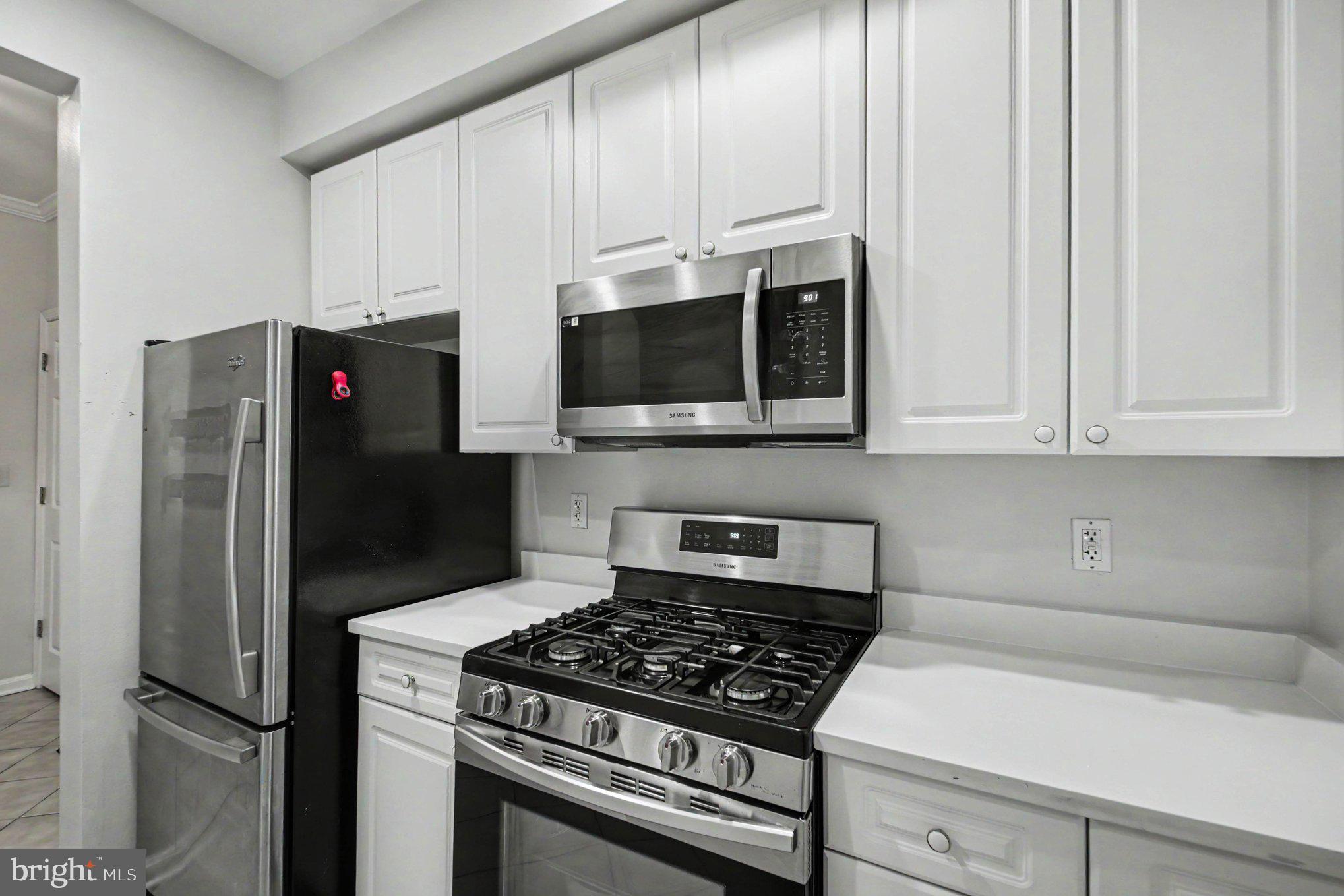 11775 STRATFORD HOUSE PLACE 112