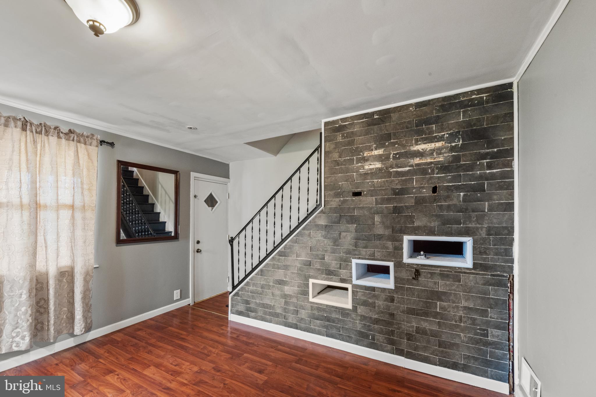 ARMISTEAD GARDENS - Residential
