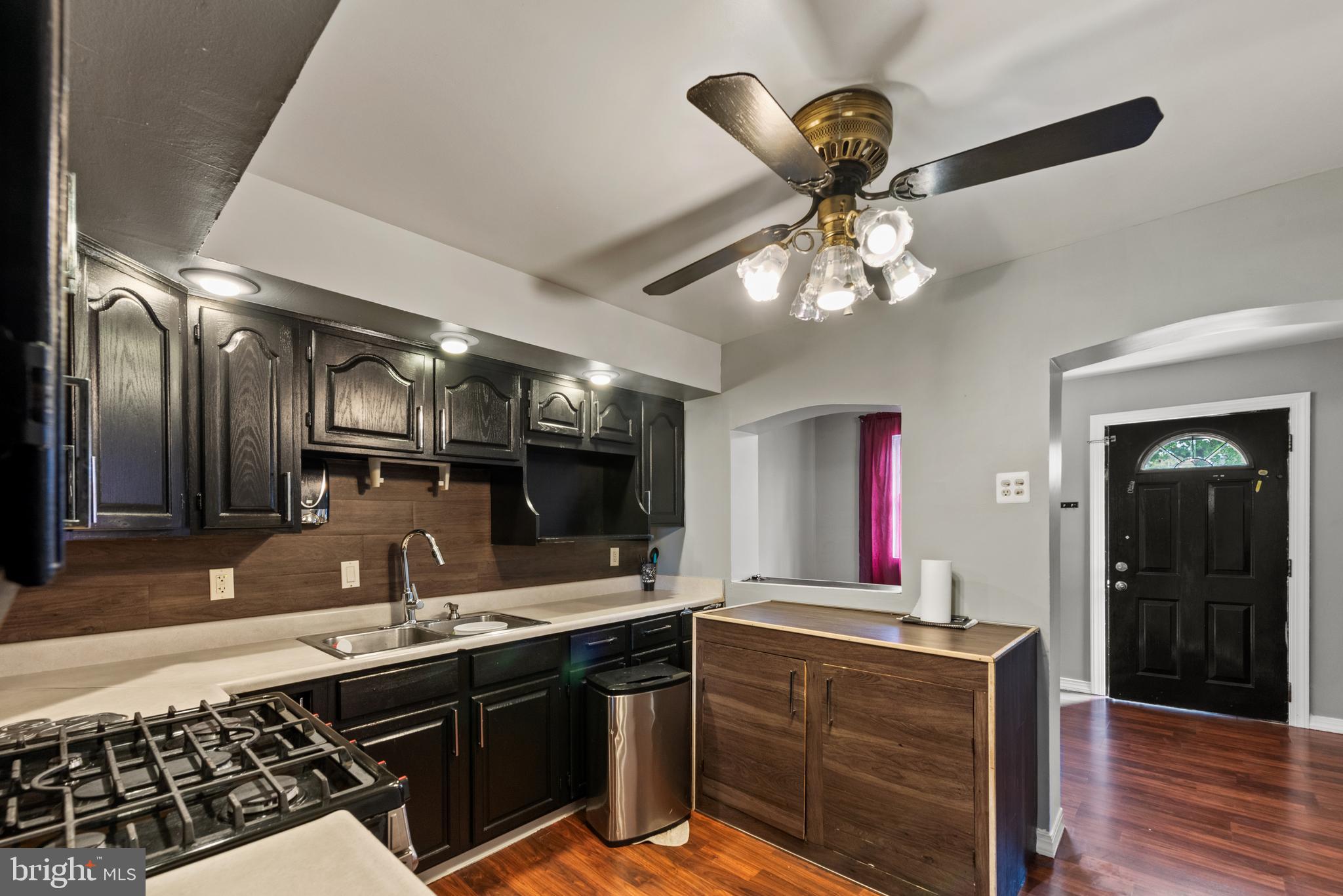 ARMISTEAD GARDENS - Residential