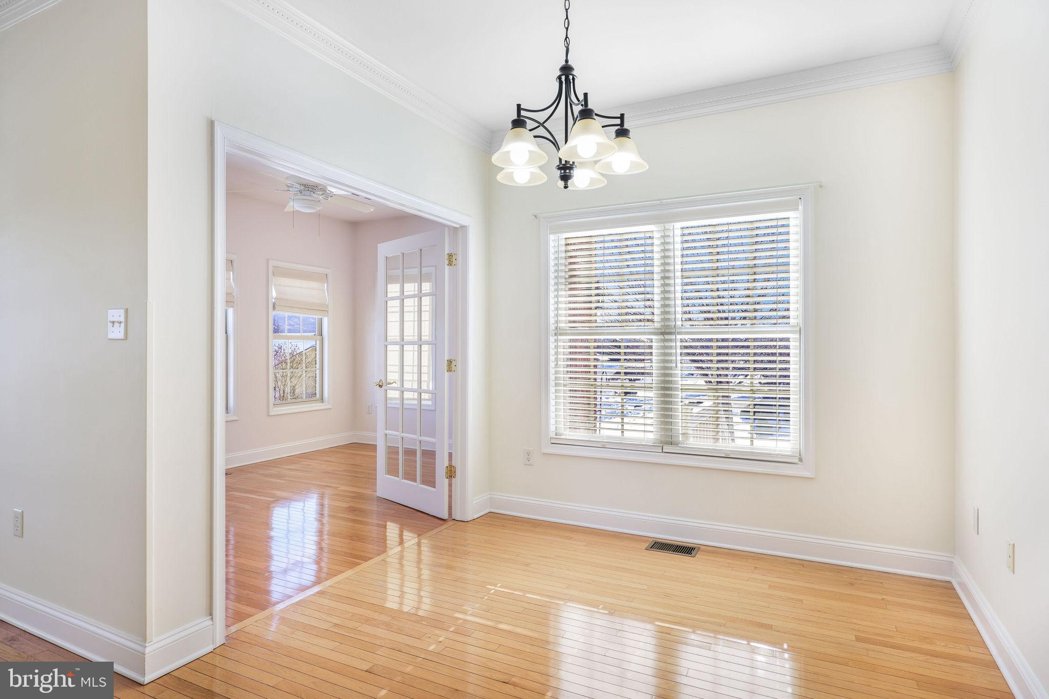 CAMELOT ESTATES - Residential