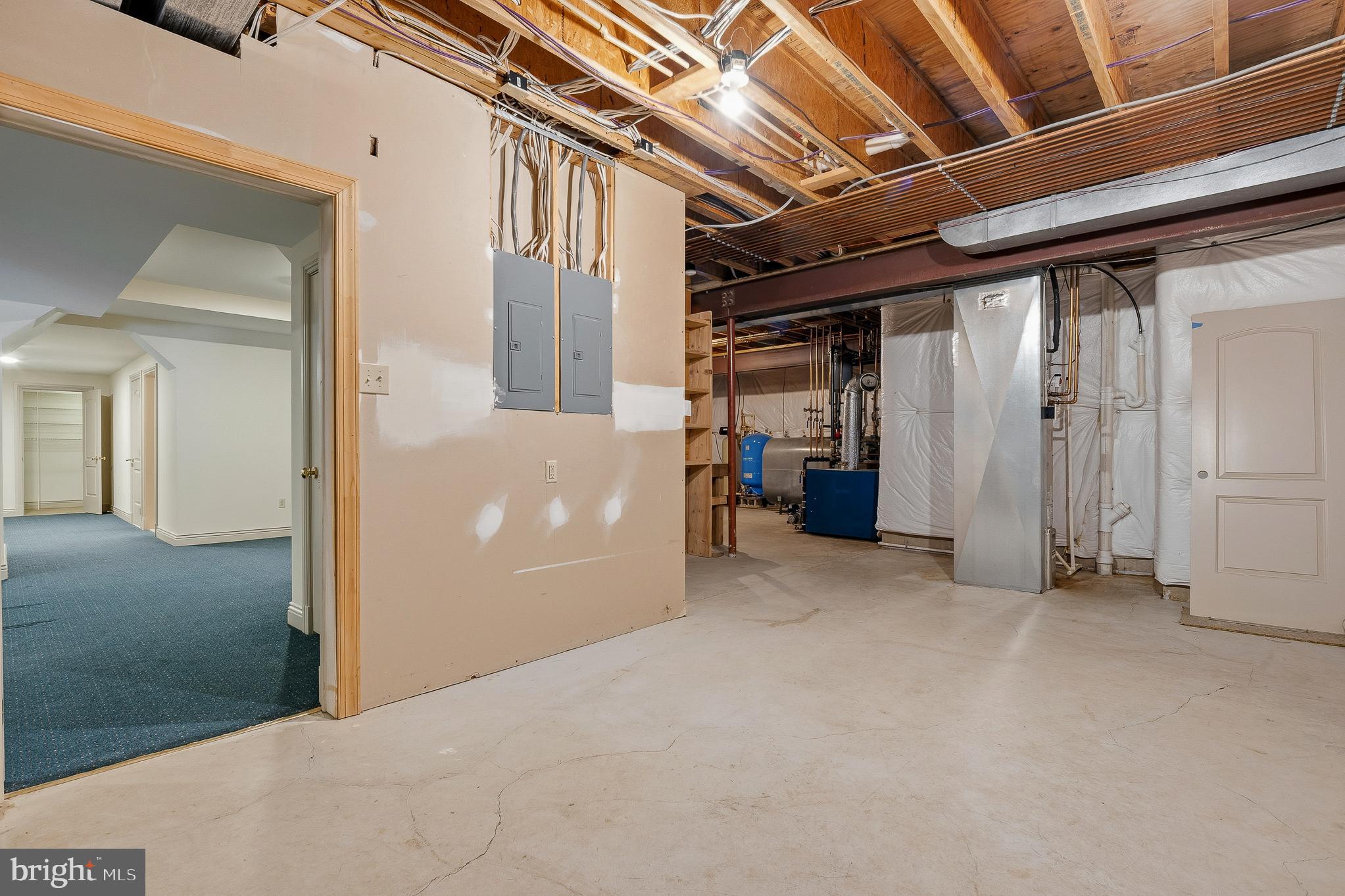 RIDGEWOOD - Residential